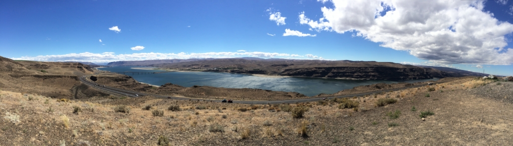 Columbia River Gorge pano